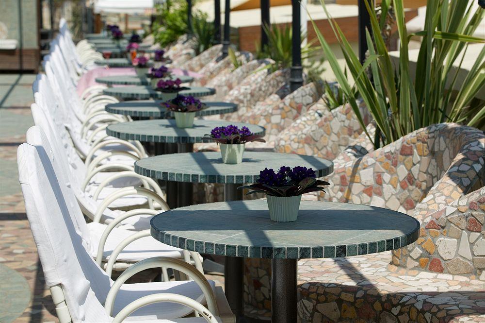 Hotel Strand Bellaria-Igea Marina Bagian luar foto