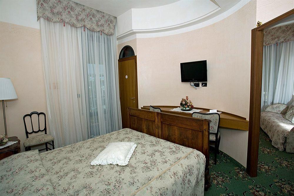 Hotel Strand Bellaria-Igea Marina Bagian luar foto