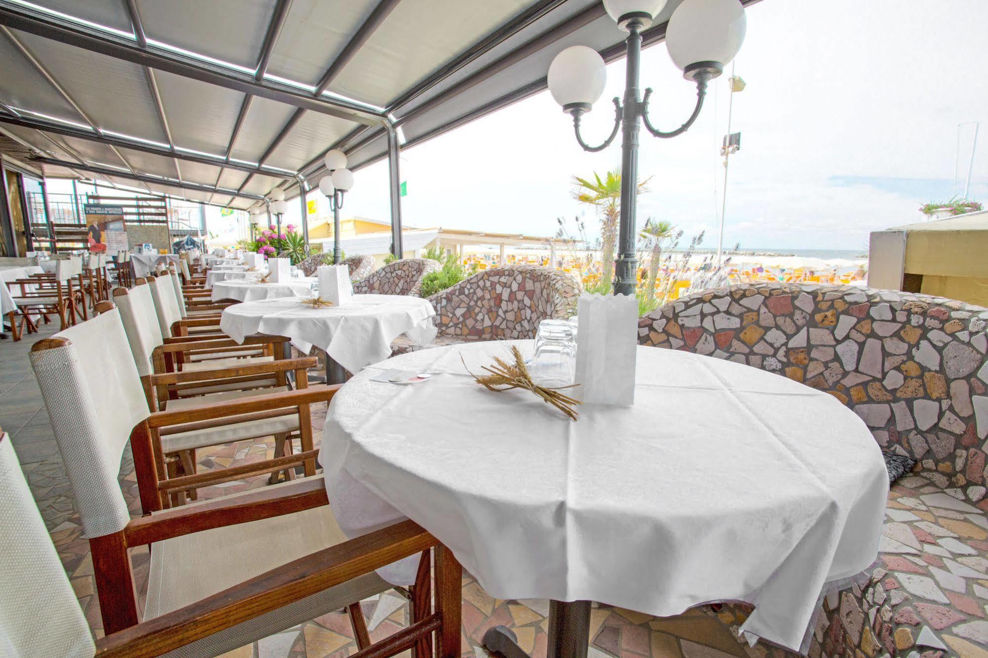 Hotel Strand Bellaria-Igea Marina Bagian luar foto