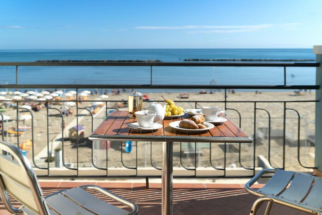Hotel Strand Bellaria-Igea Marina Bagian luar foto