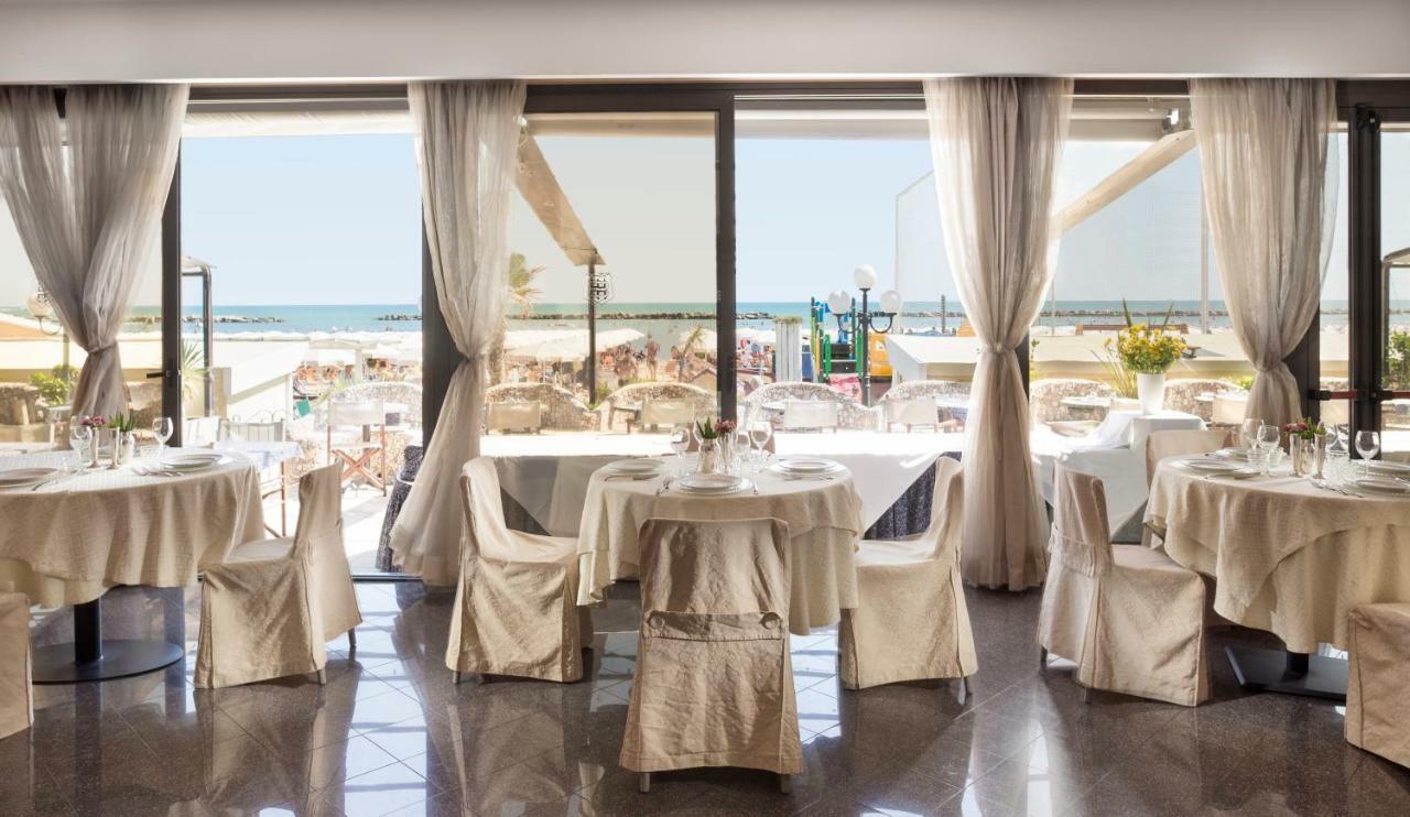 Hotel Strand Bellaria-Igea Marina Bagian luar foto