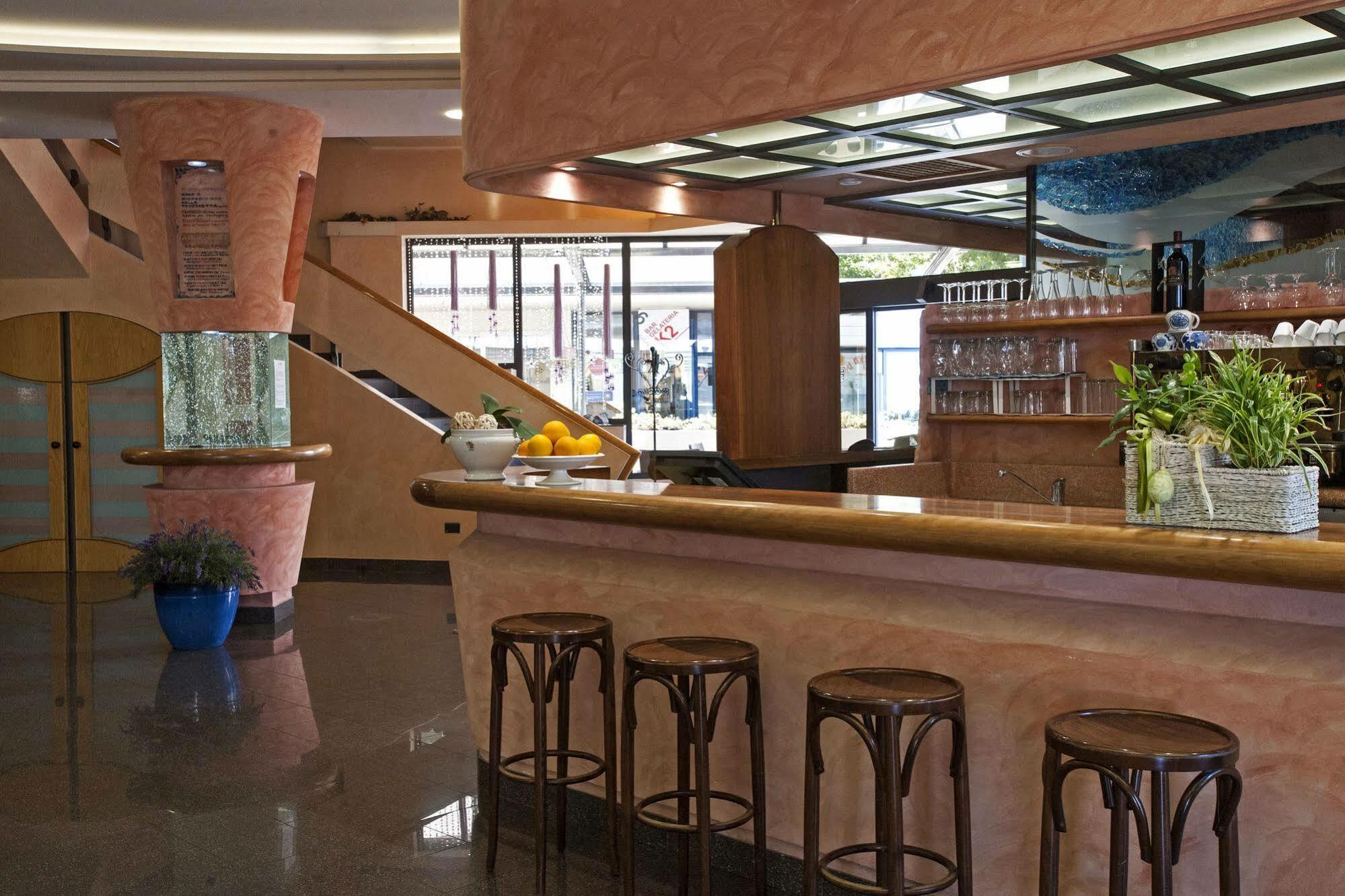 Hotel Strand Bellaria-Igea Marina Bagian luar foto